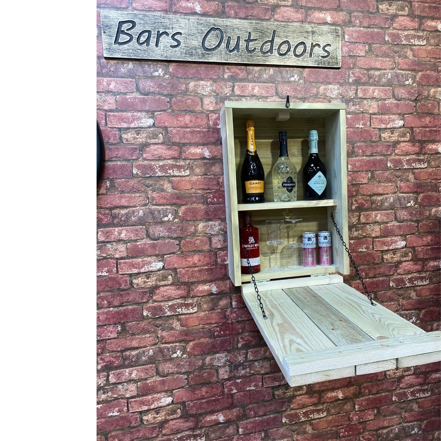 Compact Bar for in and outdoors