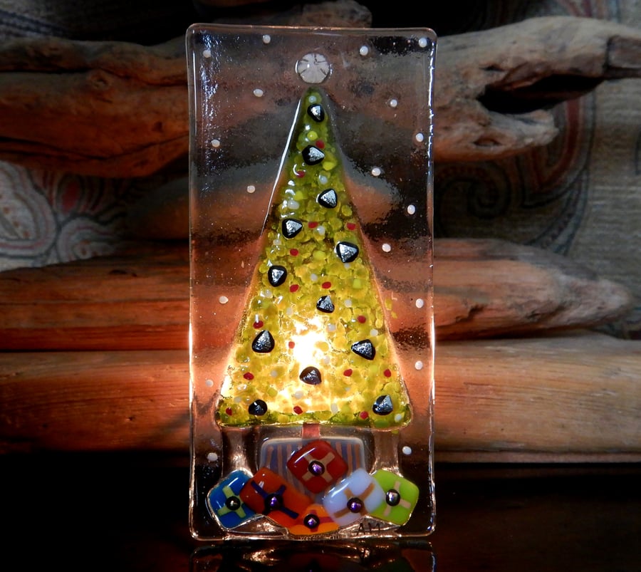 Handmade Fused Glass 'Christmas Tree' T Light Holder