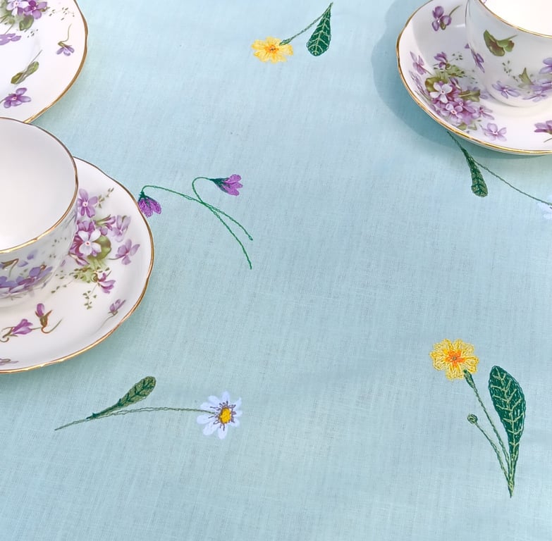Linen Table Runner with Embroidered Flowers
