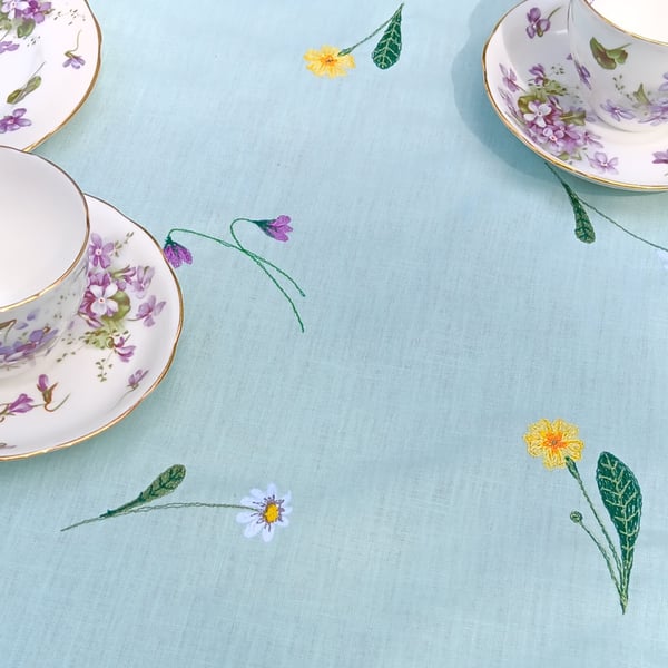 Linen Table Runner with Embroidered Flowers