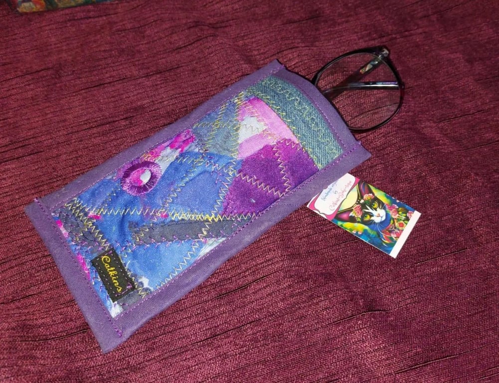 Artisan Handcrafted Purple & pink upcycled fabric bohemian hippie glasses case