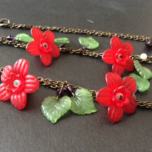 Winter Berry Necklace 