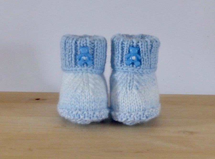 Knitted Baby Booties