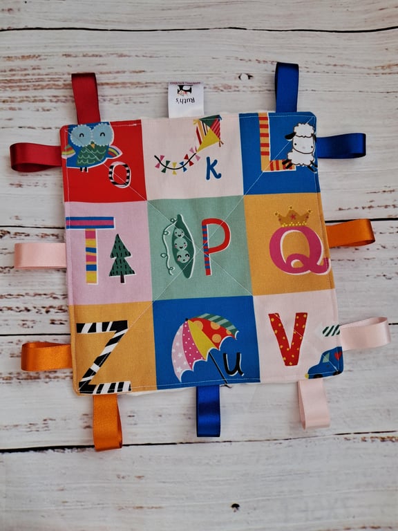 Alphabet fabric baby crinkle tag blanket