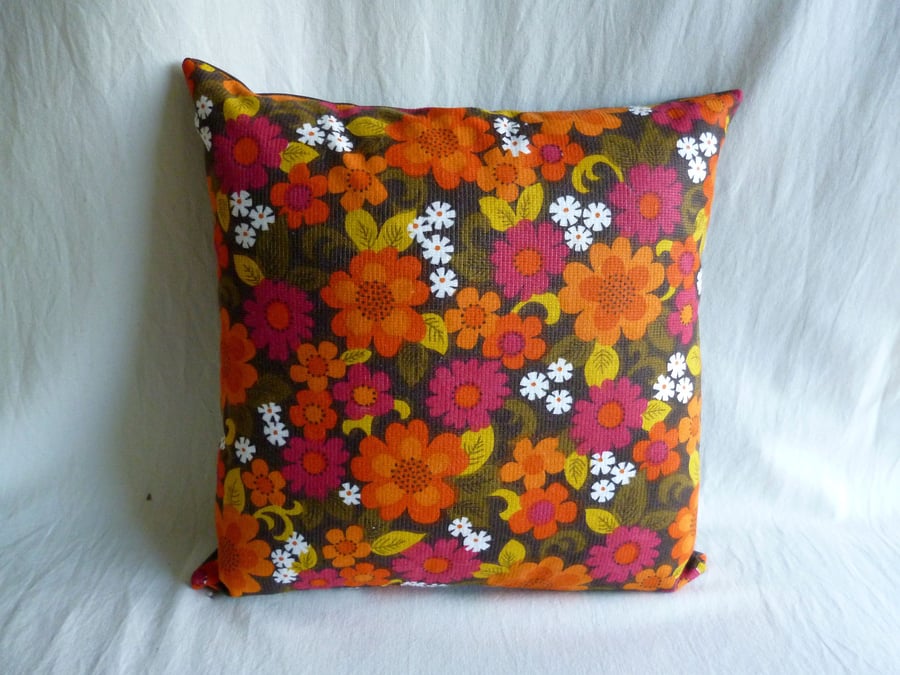 1970s funky flowers vintage cushion cover