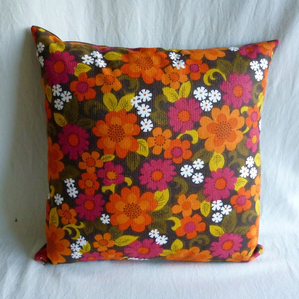 1970s funky flowers vintage cushion cover