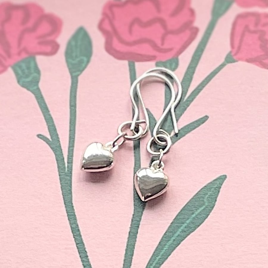 Little puffed silver heart drop earrings