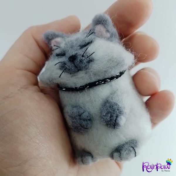 Needle felted cat, Handmade gift for cat lovers, Grey Cat - RainPaw Friend