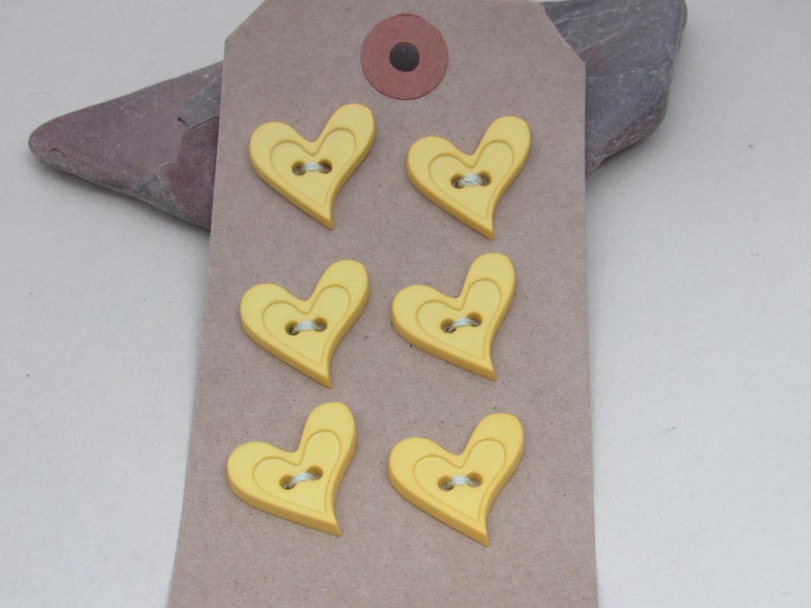 6 Large Folk Heart Shaped Buttons