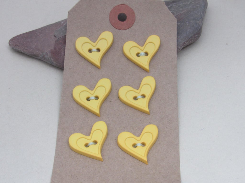 6 Large Folk Heart Shaped Buttons