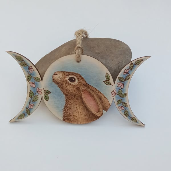 Triple moon with hare