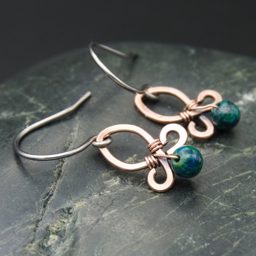Hammered Copper Wire Earrings with Chrysocolla Beads
