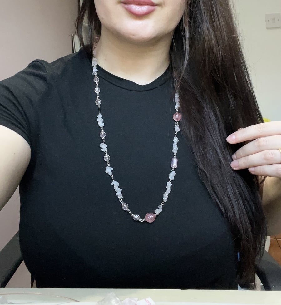 Vintage Pink Clear Crystal Chip Necklace - Pastel Glass Bead Long Strand Jewelry