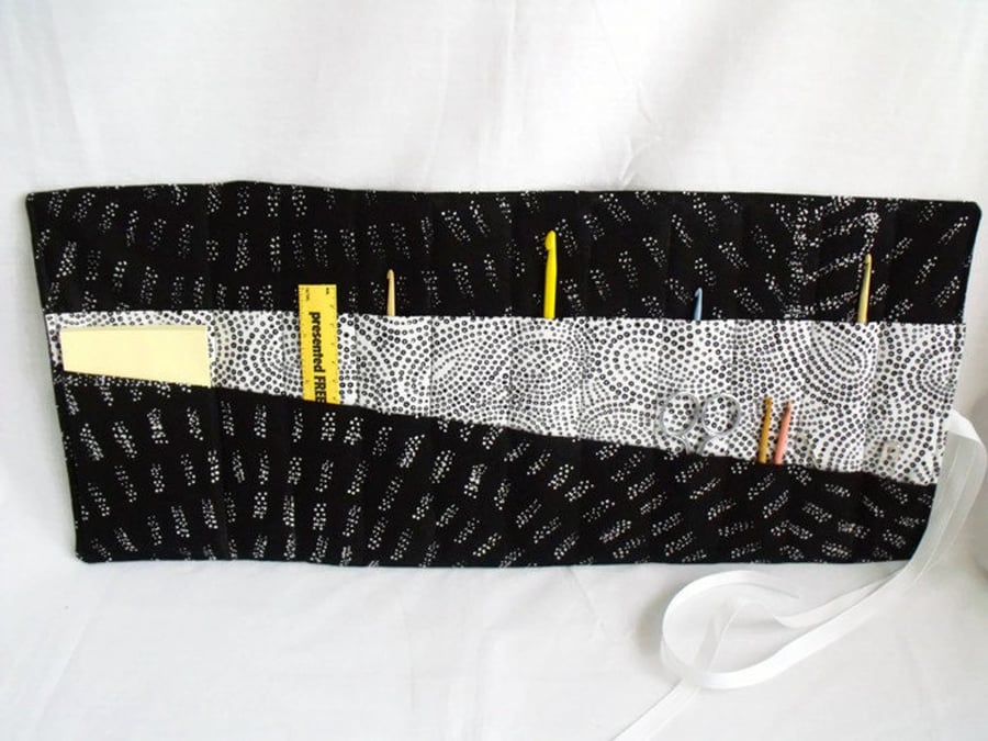 quilted crochet hook storage roll, black and white