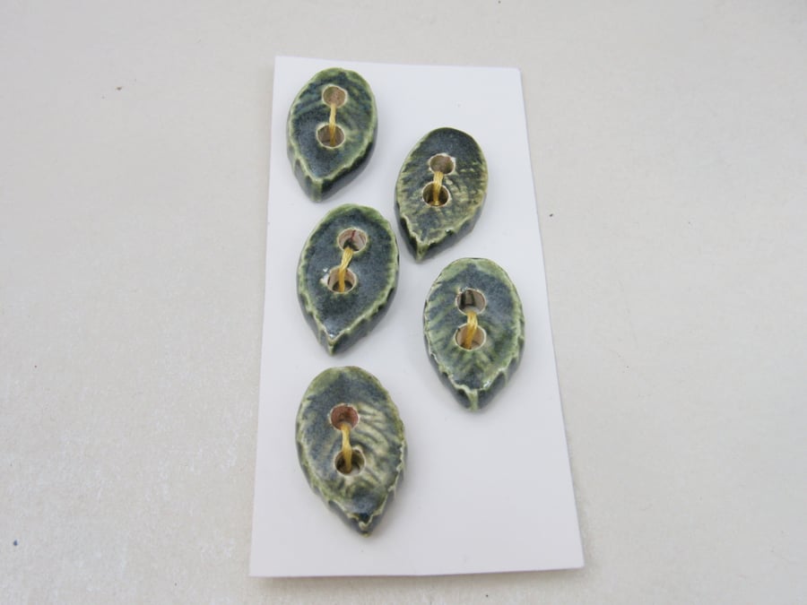 5 Small Leaf Shaped Forest Green Ceramic Buttons