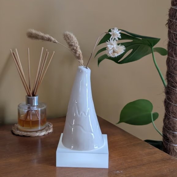 Stem Vase: Mountain