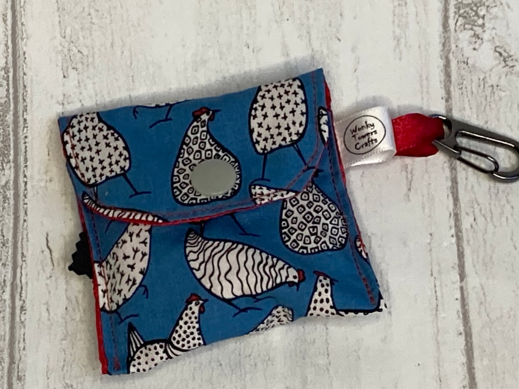 Spectacles cleaning cloth and pouch for sparkling glasses. Chickens