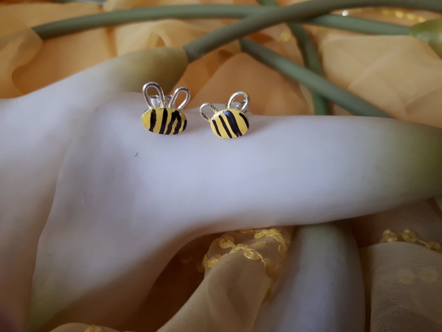 Sterling silver enamelled bee stud earrings