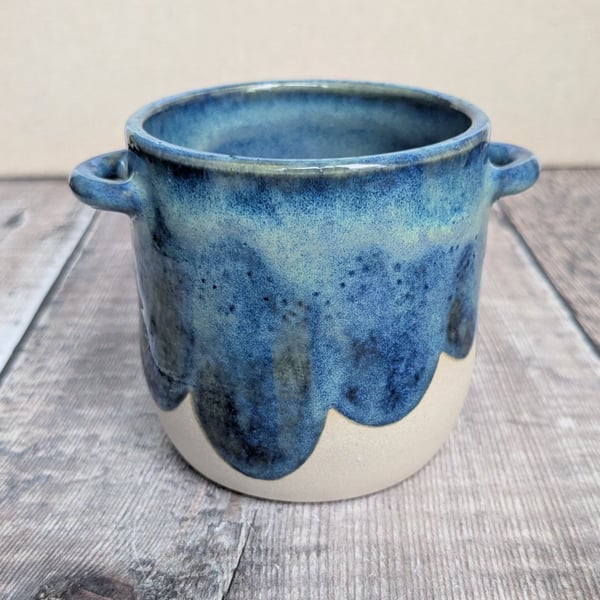 Perfectly Imperfet Ceramic pot, blue with mini handles