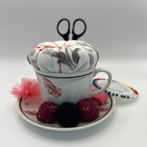 Vintage Teacup Pin Cushion and Sewing Set  (1)