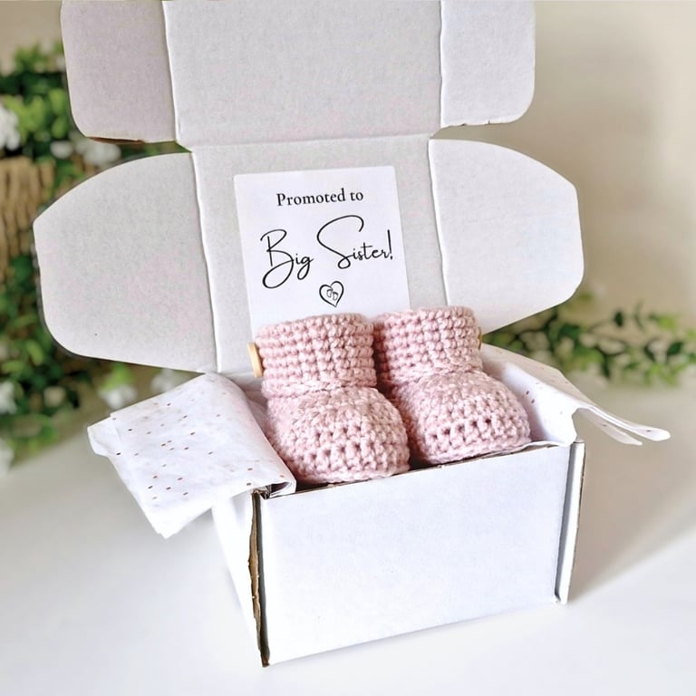 Big Sister Pregnancy Announcement Gift Box – Baby Booties