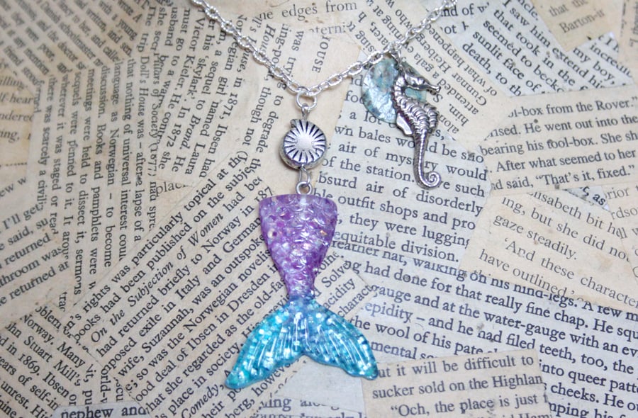 Mermaid Tail Seahorse Seashell Necklace