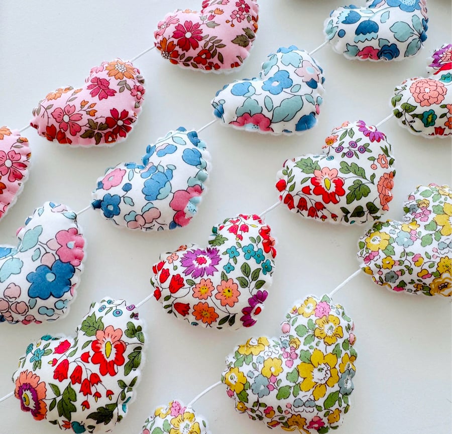 Mini heart garland. Liberty fabric. Kids decor. 