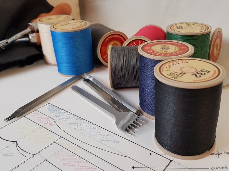 Lin Cable No. 532, Fil Au Chinois, 50g reel French Waxed Linen Thread