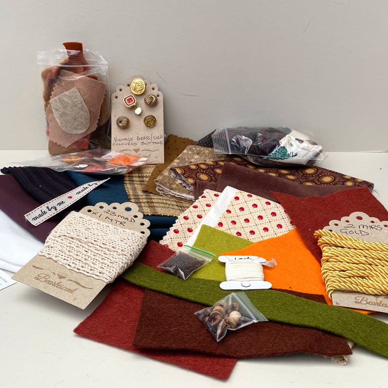 Slow Stitching kit, mindful sewing, fabric art inspiration box ref 16 