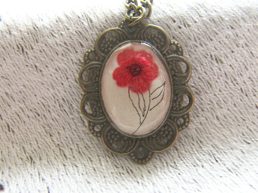 Poppy Real Flower Cameo Necklace Pendant - Poppy