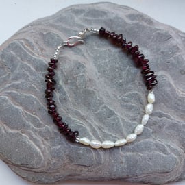 Gemstone Bracelet, Garnet and Freshwater Pearl, Silver Clasp. January BIrthstone