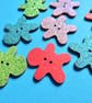 4 Assorted Gingerbreadman  Shape Glitter Wood Buttons  2 holes - Image 5
