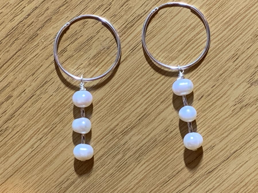 White Pearl and Sterling Silver hoop earrings 