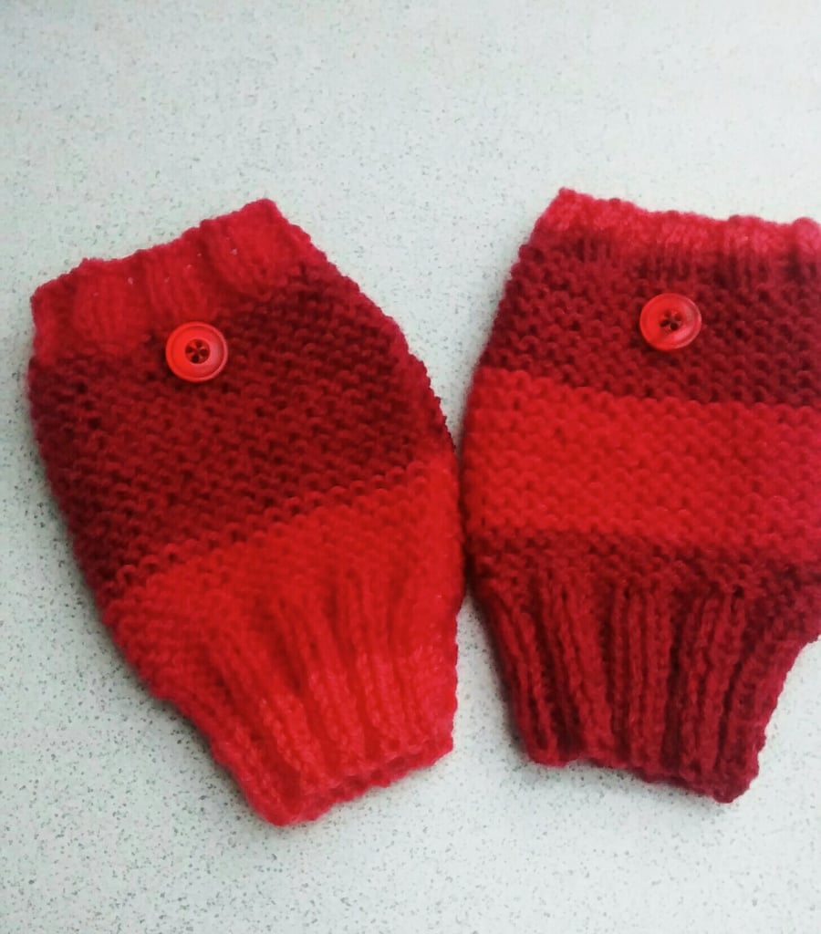 Raspberry Pink Ladies Fingerless Gloves