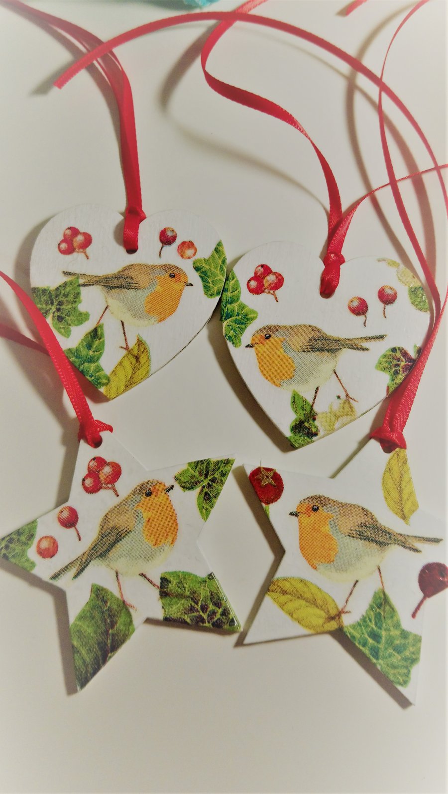 Set of 4 - Decoupaged Heart and Star Robin Christmas Decorations (Set E)