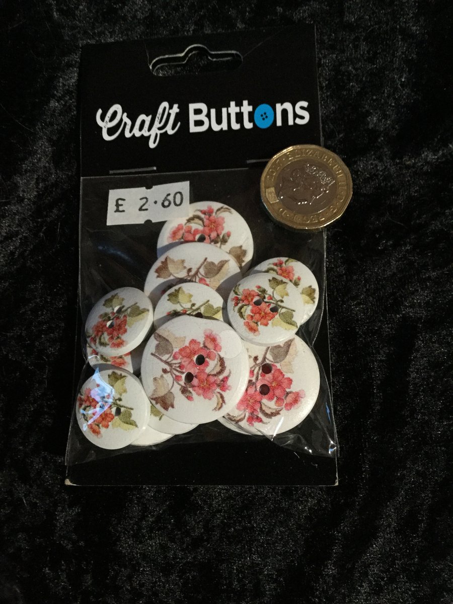 Craft Buttons Floral Hibiscus Flowers (N.9)