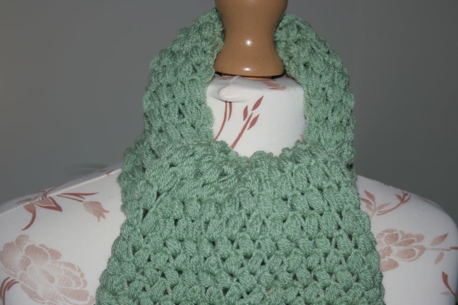 Pretty Crochet Scarf - Bean Stitch 