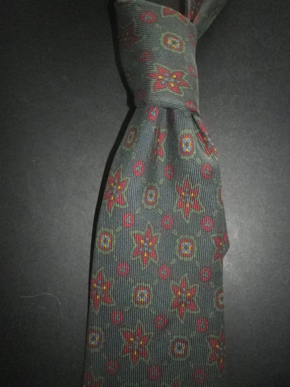 Maroon star design on dark green madder silk tie, free shipping, gift wrapped 