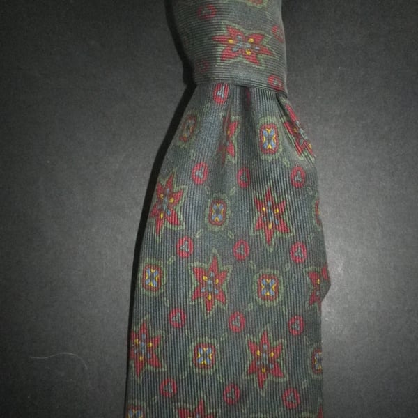 Maroon star design on dark green madder silk tie, free shipping, gift wrapped 