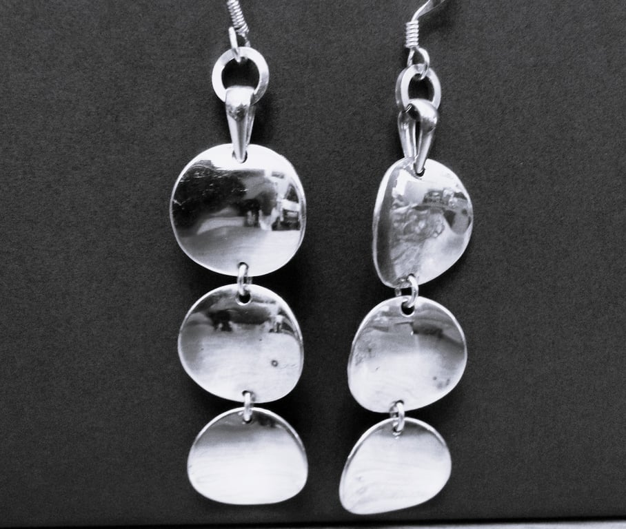 3 Silver circles in a drop earring  - fun everyday earring