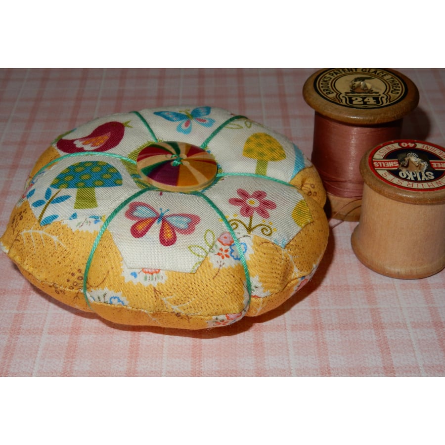 Pin cushion Springtime yellow sewing accessory