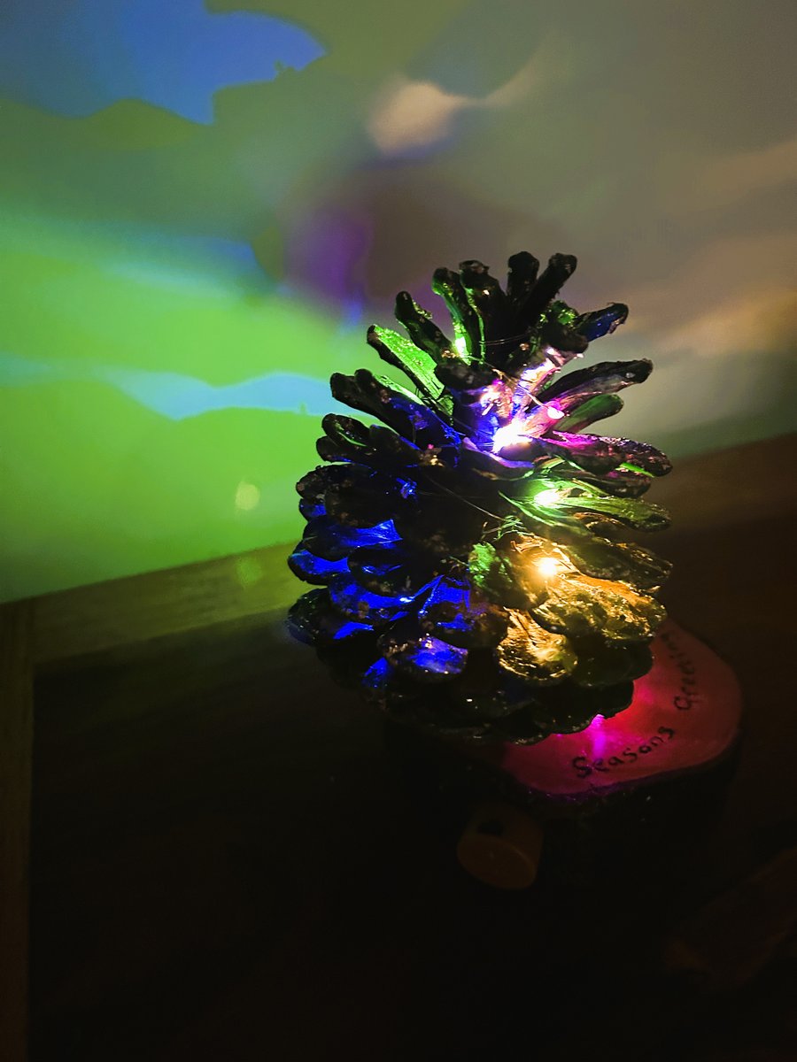 Handcrafted Pine Cone Christmas Tree: SKU-XT01