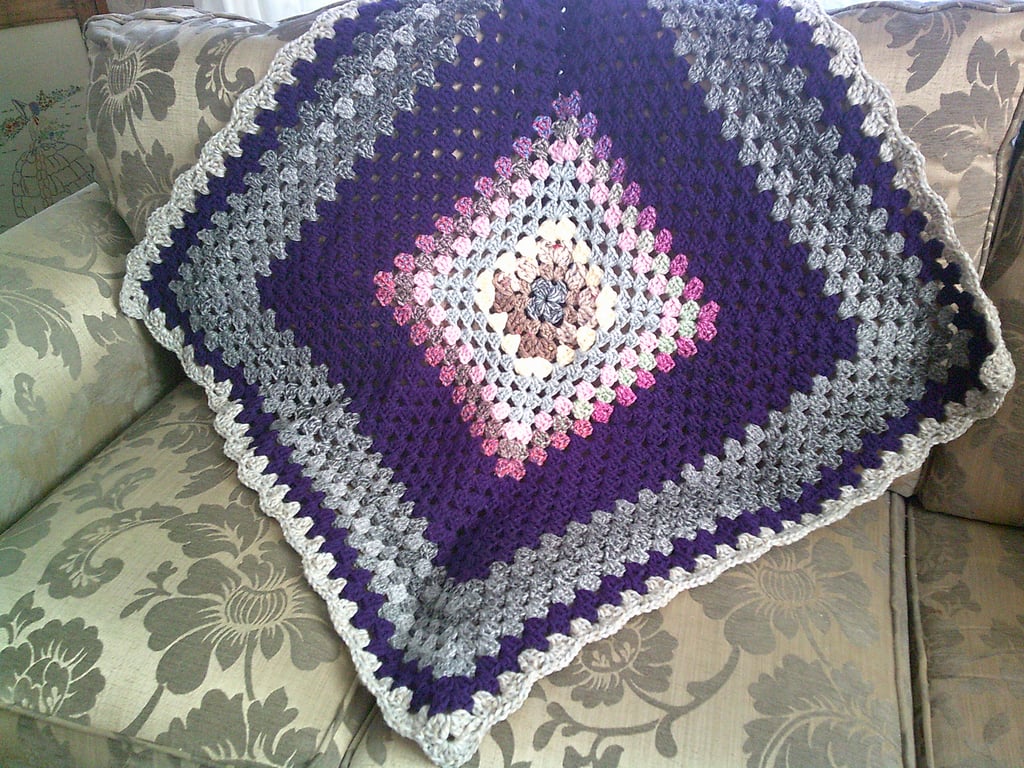 Chunky Vintage Style Granny Square Lap Blanket