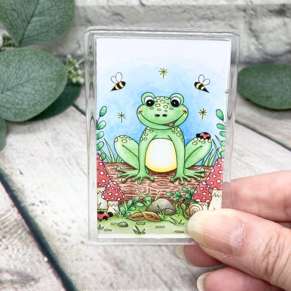 Fridge Magnet - Frog on a log - Acrylic Fridge Magnet 