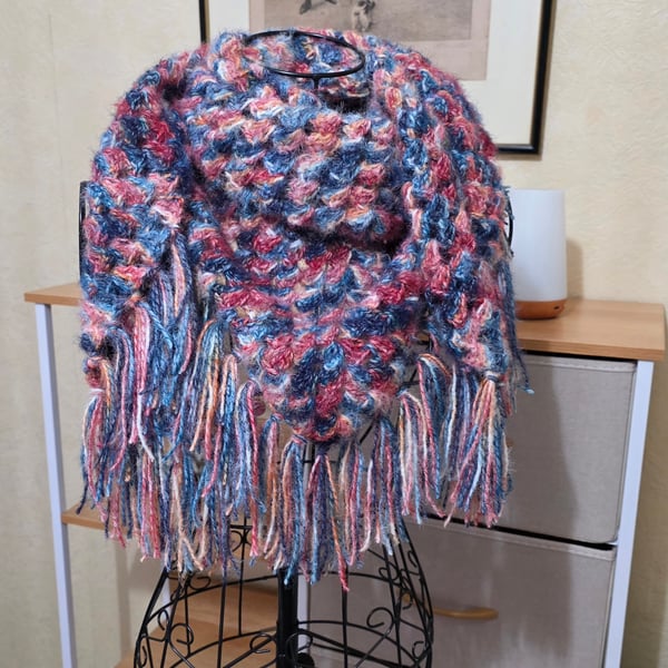 Beautiful Merino wool fringed Shawl Scarf