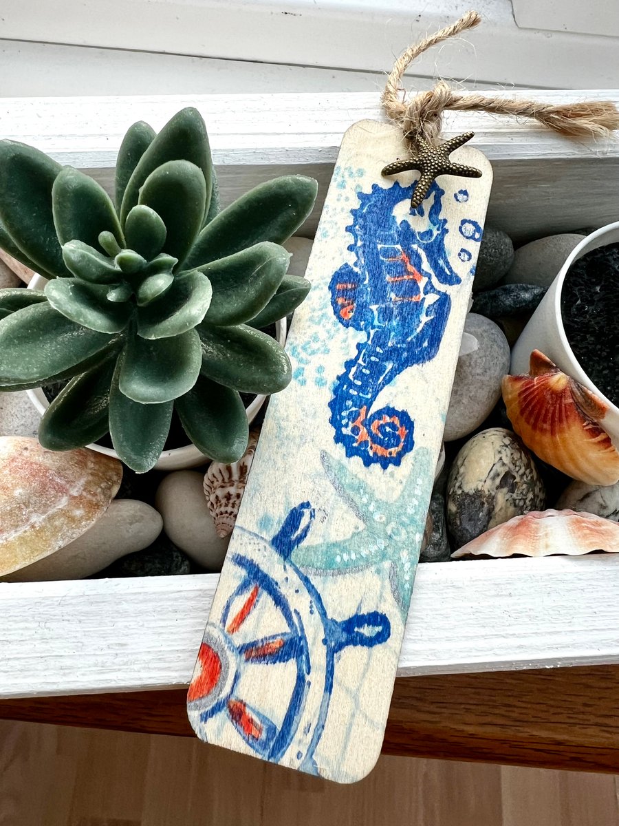 ‘Seahorse Wheel’ Bookmark