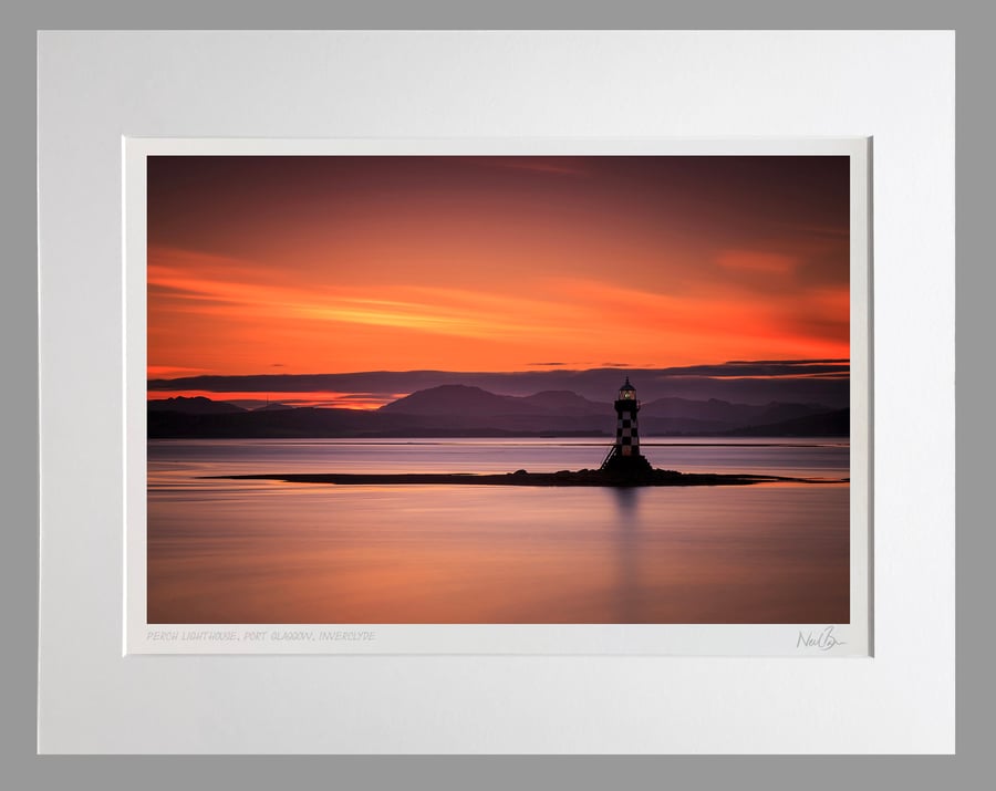 Perch Lighthouse Port Glasgow Scotland - A3 (50x40cm) Unframed Print