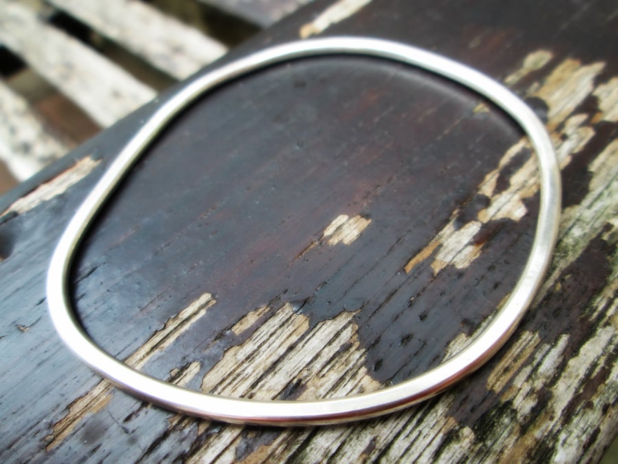  'Stepping Stones' - Silver Bangle