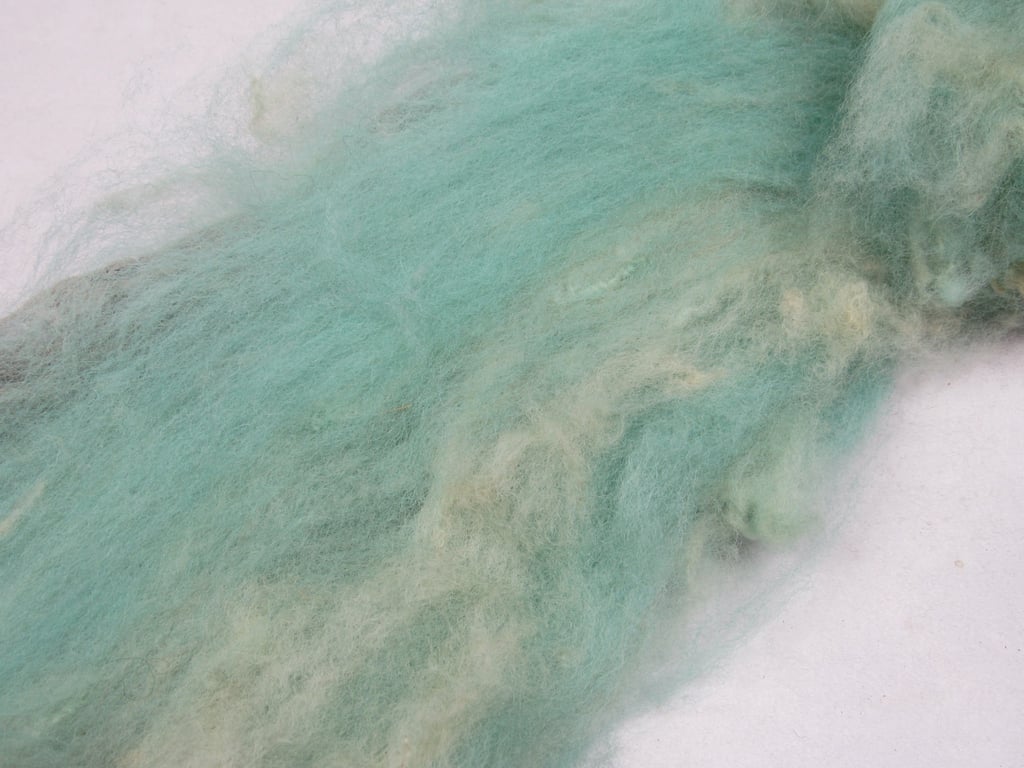 10g Naturally Dyed Pale Aqua BFL Shetland Felting Wool
