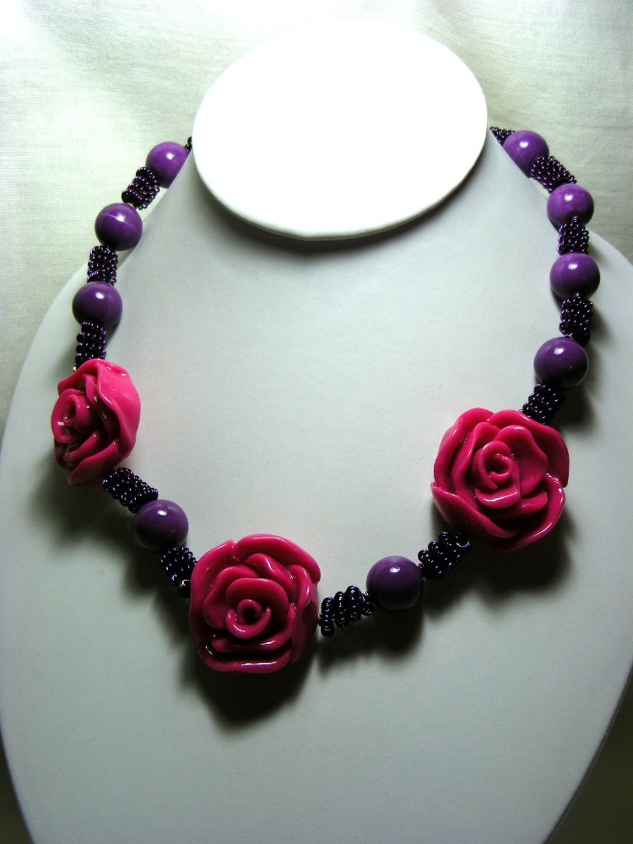 Chunky Pink Rose Necklace